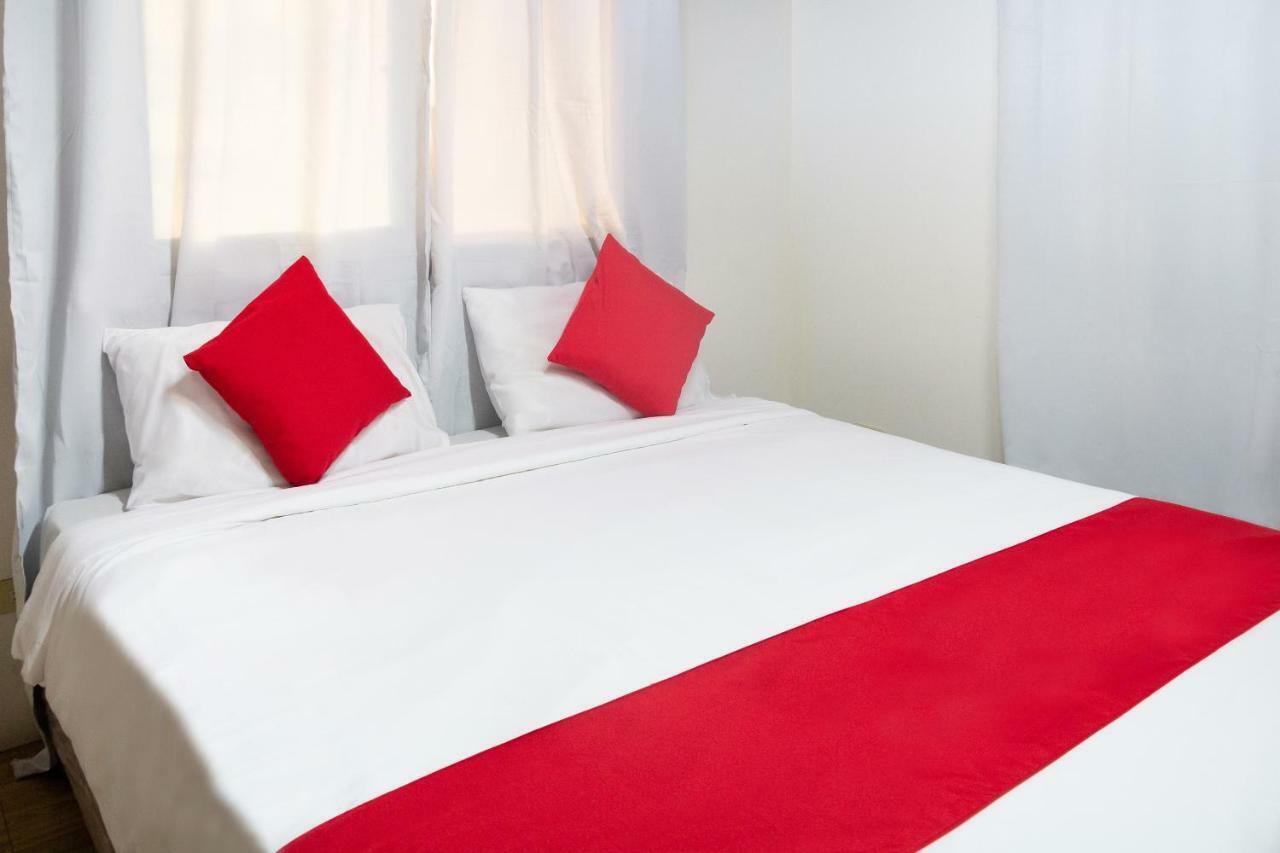 Oyo 162 The West Inn Davao Экстерьер фото