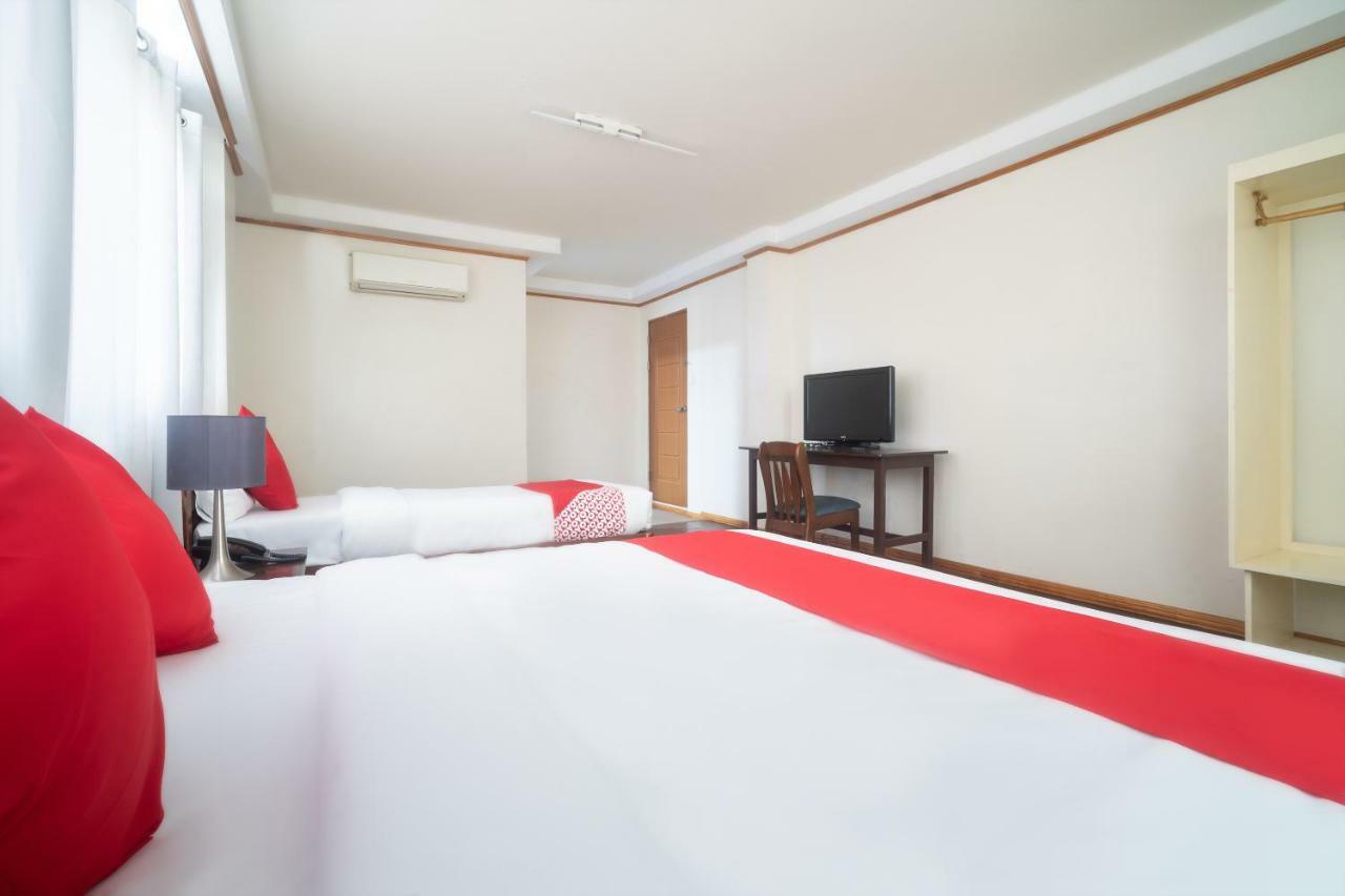 Oyo 162 The West Inn Davao Экстерьер фото
