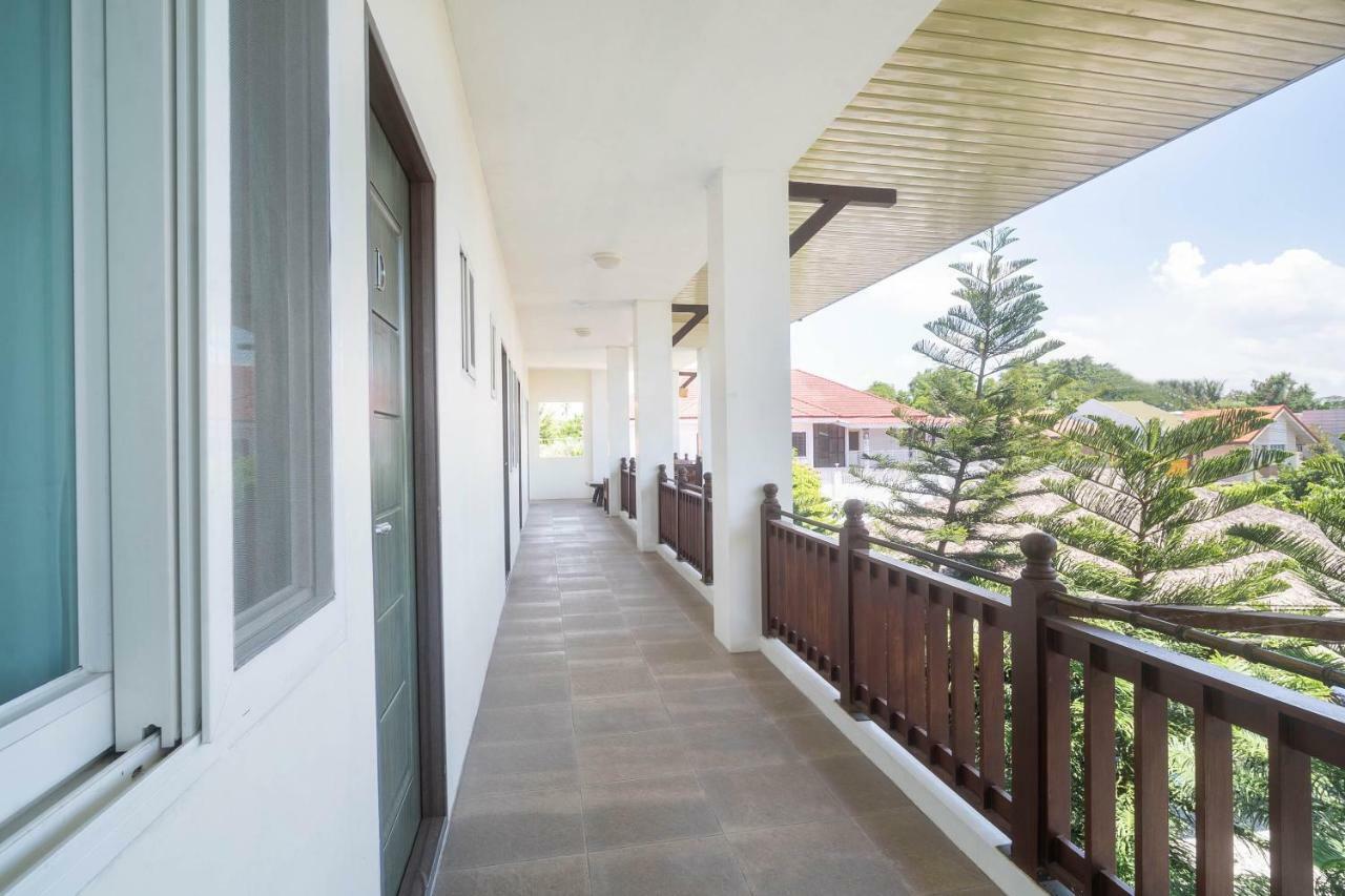 Oyo 162 The West Inn Davao Экстерьер фото